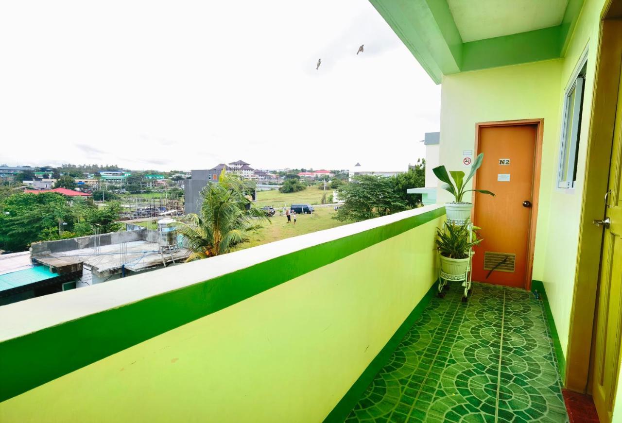 128 Lodge Tuguegarao City Eksteriør billede