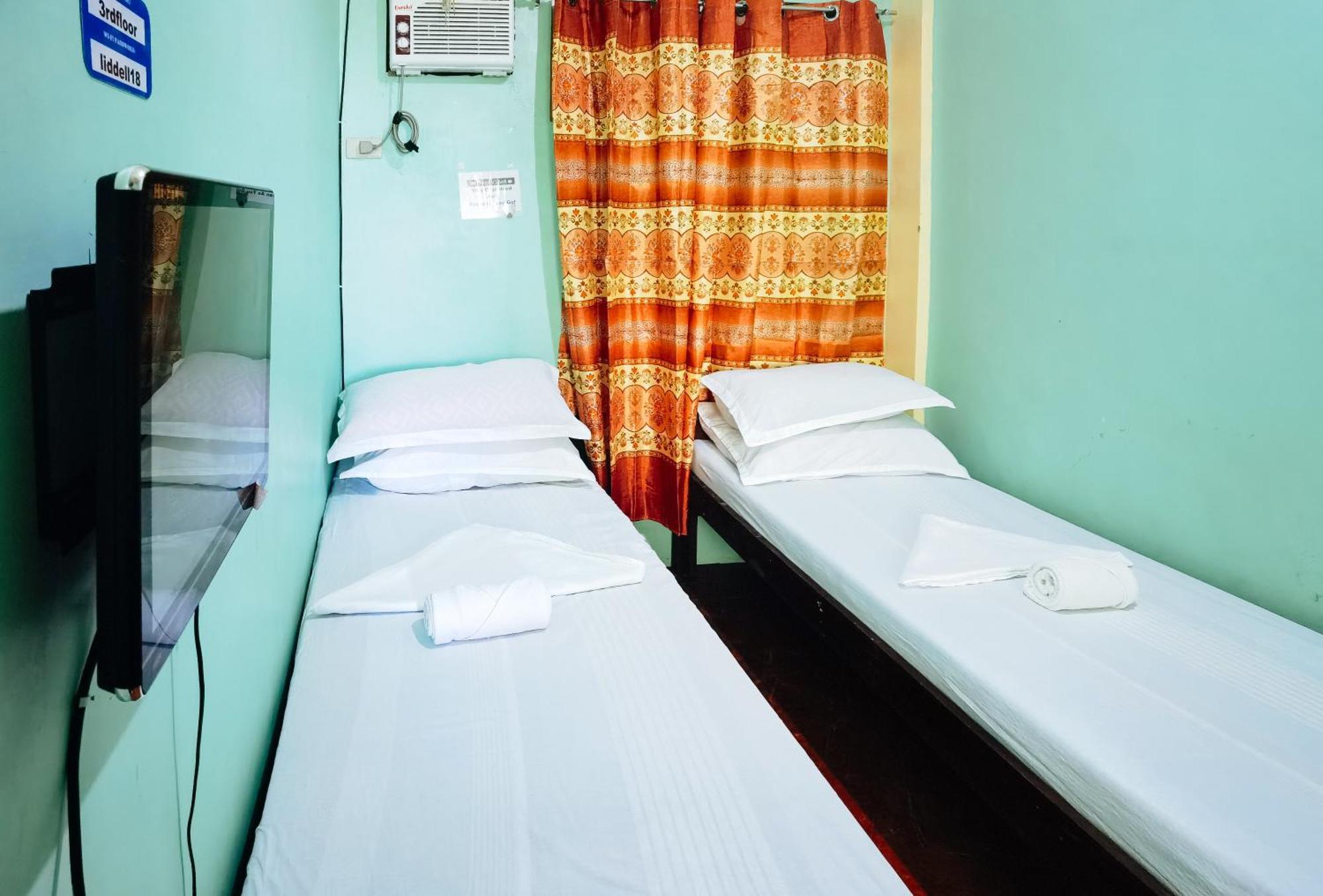 128 Lodge Tuguegarao City Eksteriør billede